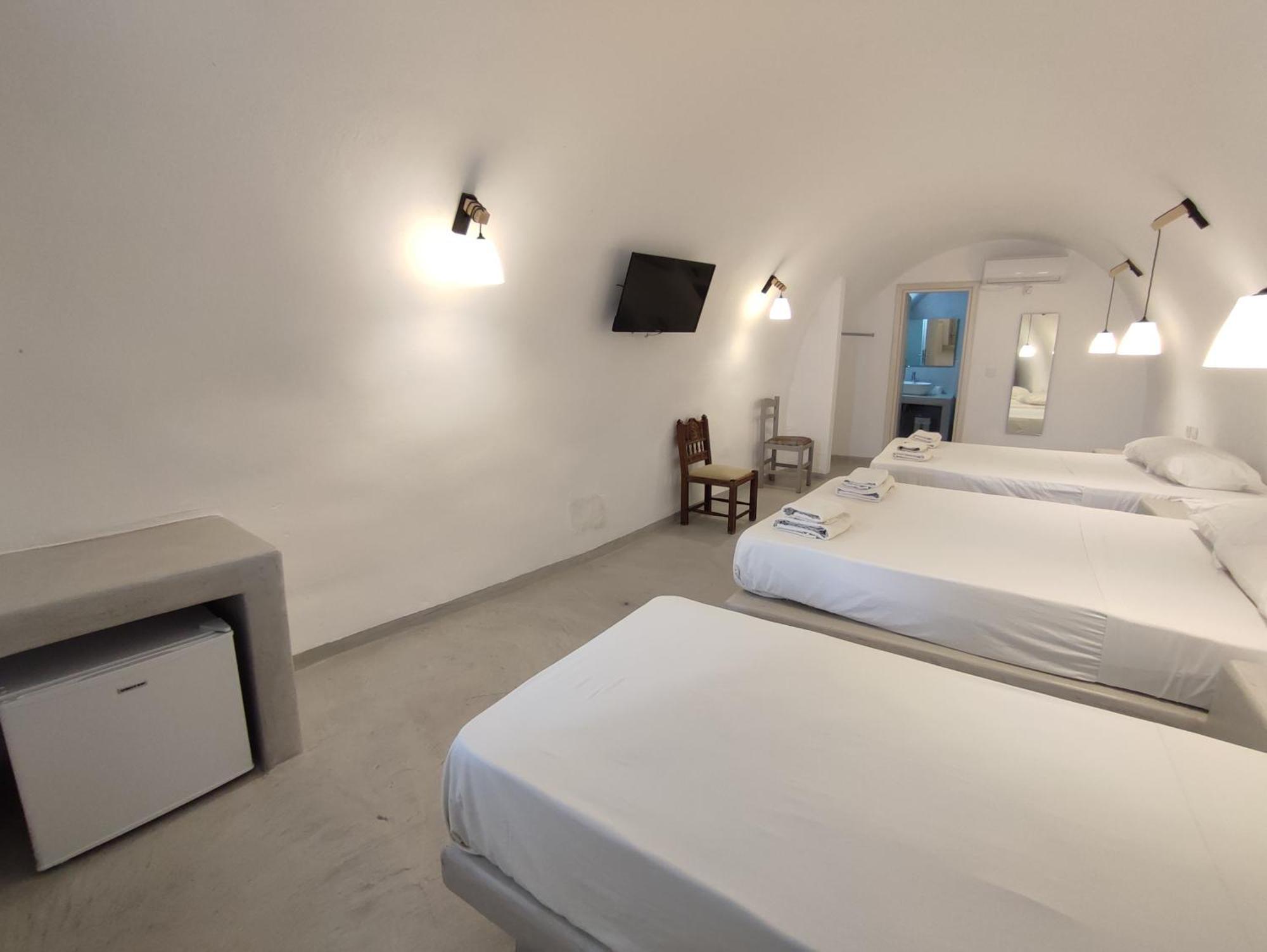 Magic Caves Rooms- Fira Center المظهر الخارجي الصورة